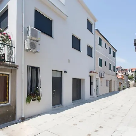 Beautiful Modern Near The Sea Croatia *